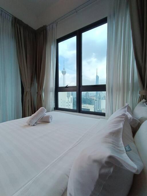 Ferienwohnung Cl 30A Super Kl View Infinity Pool Klcc Kuala Lumpur Exterior foto